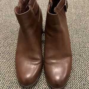 EUC Size 8.5 booties